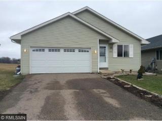 505 Juniper Ln, Montgomery, MN 56069-4448