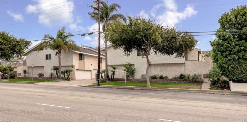 2402 Aviation Blvd, Redondo Beach CA  90278-2335 exterior