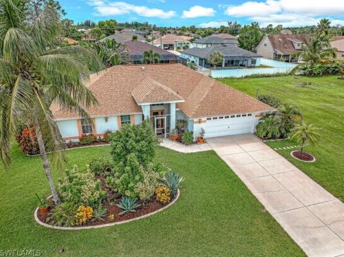 2310 18th St, Cape Coral, FL 33991-3007