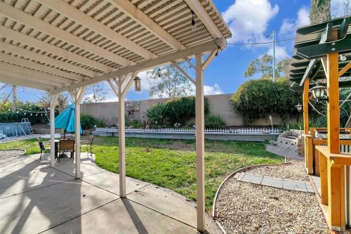 166 Buttercup Cir, Vacaville CA  95687-7319 exterior
