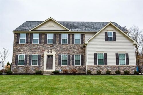 2567 Covington Pl, Avon, OH 44011-2024