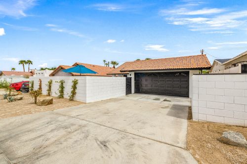 52170 Avenida Ramirez, La Quinta CA  92253-5228 exterior
