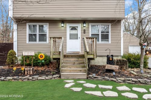 13 Parkhill St, Jackson Twp NJ  08527-3737 exterior