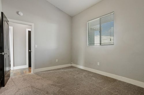 569 Springer Ln, Lodi CA  95242-9224 exterior