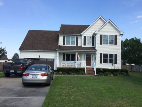 104 Arrowgrass Cir, Moyock, NC 27958-8641