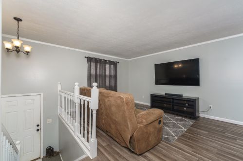 219 Belair Cir, Florence KY  41042-1303 exterior