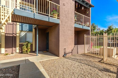 16602 25th St, Phoenix AZ  85032-2555 exterior