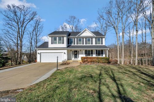 94 Basalt Dr, Fredericksburg VA  22406-7229 exterior