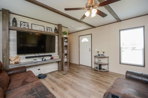 434 County Road 2313, Mont Belvieu TX  77535 exterior