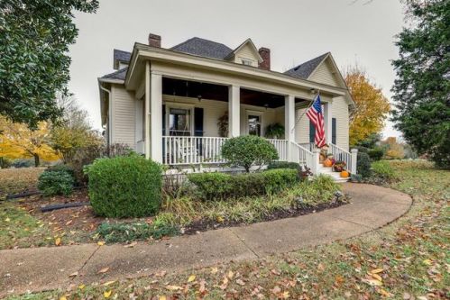 1507 Emerald Dr, Franklin, TN 37064-9640