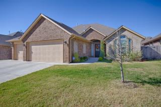 2313 Wayne Cutt Ave, Yukon, OK 73099-9747