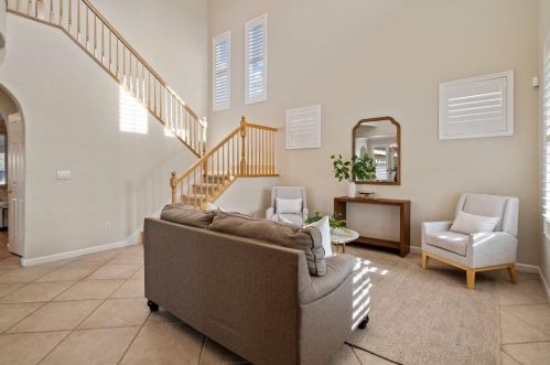 3909 Edgeview Ct, Modesto CA  95355-7318 exterior