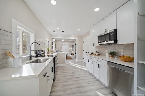 3130 Pearl St, Englewood CO  80113-2710 exterior