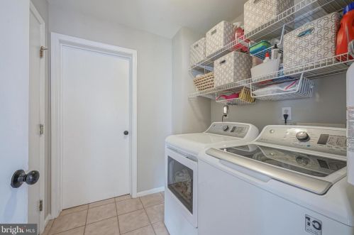 9 Flemish Way, Lumberton Township NJ  08048-4527 exterior