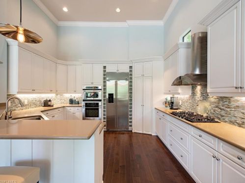 18081 Lagos Way, Naples FL 34110-2765 exterior