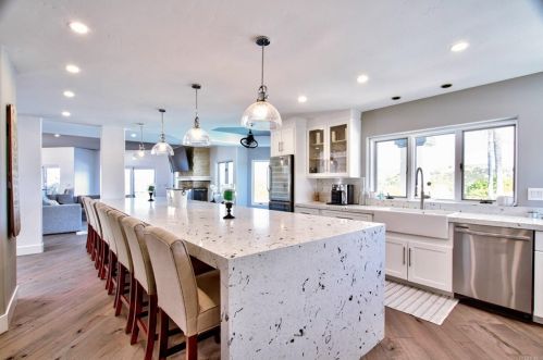 47480 Sandia Creek Dr, Temecula CA  92590-4129 exterior