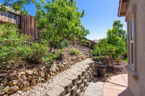 2011 Stockman Cir, Folsom CA  95630-6236 exterior