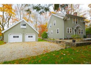 6 Lamplight Ln, Westport, CT 06880-6106