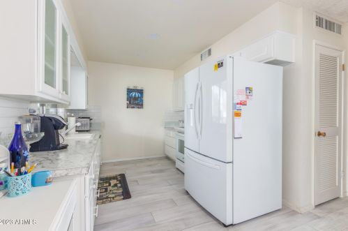 9934 Oak Rdg Dr, Sun City AZ 85351-1658 exterior