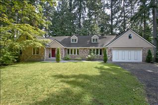 21833 Vine Rd, Lynnwood, WA 98036-9022