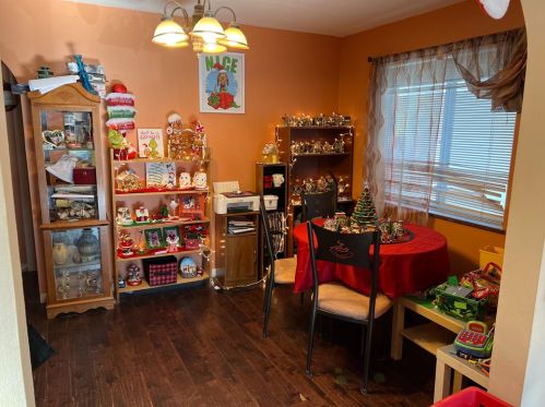 2430 Bremont Ave, Cincinnati OH 45237-4908 exterior