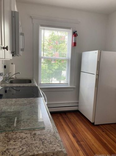 1480 Bedford St, Stamford CT  06905-4714 exterior