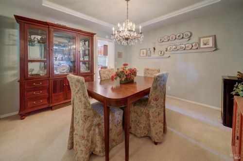 430 Willamette Dr, Vacaville CA  95688-4228 exterior