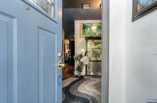 614 Irvine Turner Blvd, Newark NJ  07112-2760 exterior