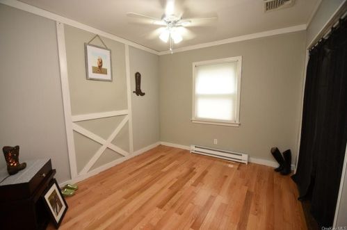 56 Floradan Rd, Tompkins Corners NY  10579-3032 exterior