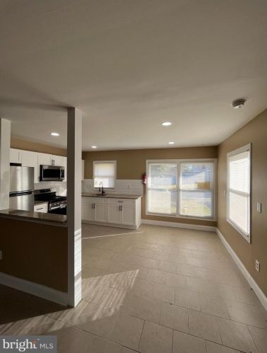 5 Miniature Ln, Willingboro NJ  08046-3109 exterior