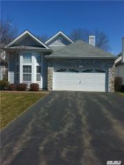 594 Leisure Dr, Panamoka, NY 11961-1652