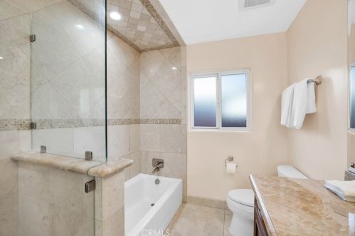 10026 Mattock Ave, Downey CA  90240-3529 exterior