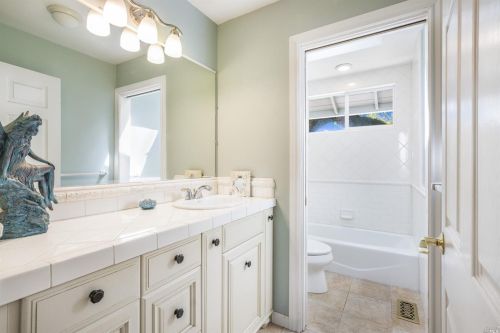 6499 Lone Pine Rd, Sebastopol CA  95472-5622 exterior