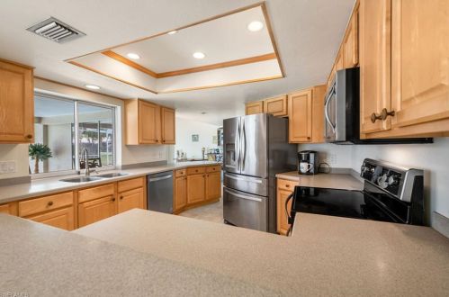 3934 19th Ave, Cape Coral FL  33904-5011 exterior