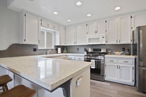 529 Cheri Ct, Ripon CA  95366-2805 exterior