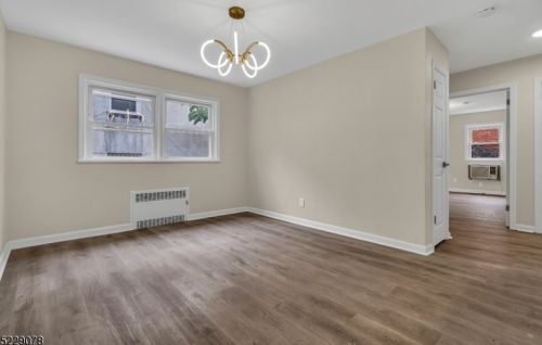 87 Melville Pl, Irvington NJ  07111-3048 exterior