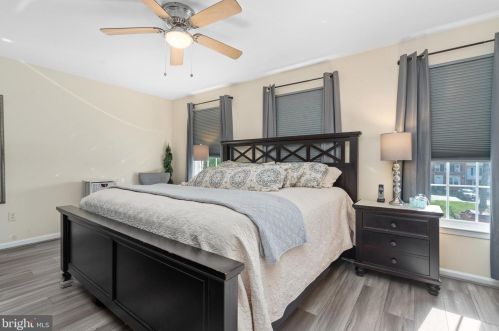 14857 Swallow Ct, Woodbridge VA  22193-1868 exterior