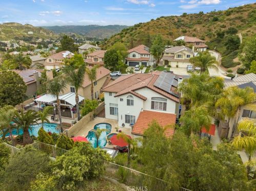 30411 Star Canyon Pl, Santa Clarita CA  91384-4712 exterior