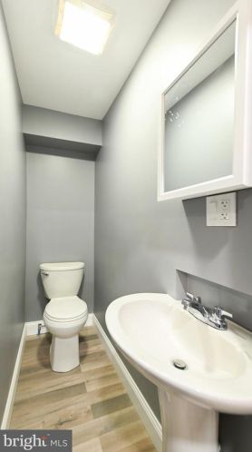 722 Vine St, Camden NJ  08102-1830 exterior