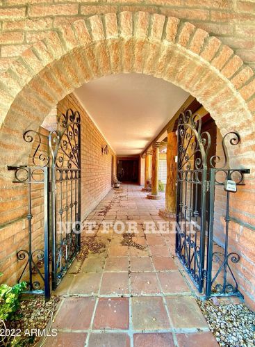 6756 17 Pl, Phoenix AZ 85024-4314 exterior