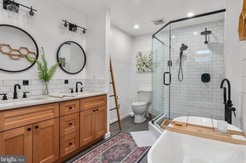 176 Sunset View Dr, Glen Mills PA  19342-1274 exterior