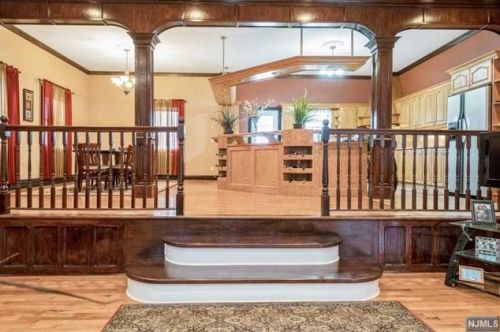 2 Sheba Dr, Wantage NJ  07461-4829 exterior