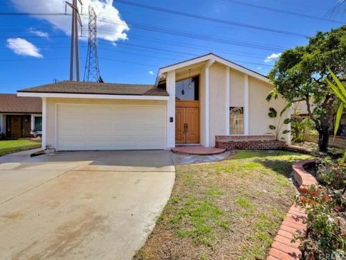4532 El Rancho Verde Dr, Buena Park, CA 90623-2405