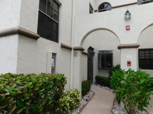 5136 Floria Dr, Boynton Beach, FL 33437-5217
