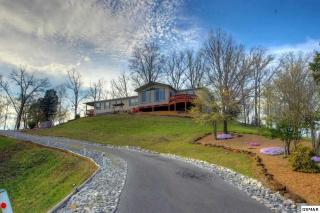 1823 Chapman Hwy, Pigeon Forge, TN 37876-2349
