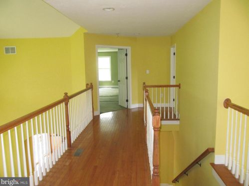 28 Berkshire Dr, Shrewsbury PA  17361-1130 exterior