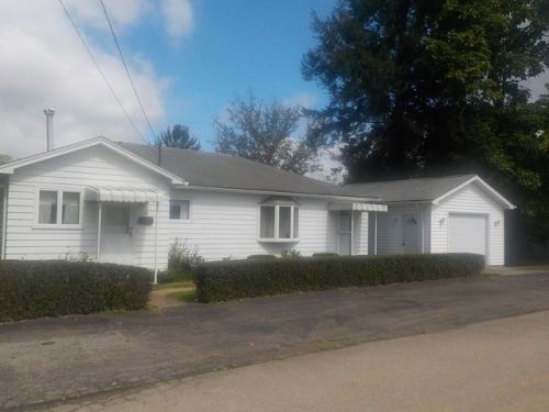 28 Cottage Ave, Grays Landing, PA 15461-1618