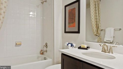 101 Brookside Ln, Gettysburg PA  17325-2026 exterior