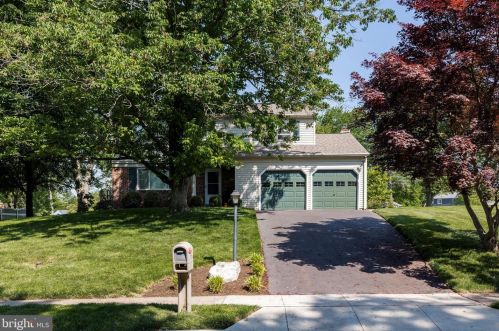 1930 Rampart Ln, Lansdale, PA 19446-5052