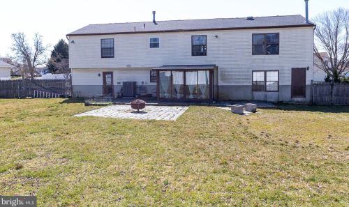 4 Nashua Dr, Erial NJ  08081-3040 exterior